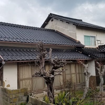 鳥井町の駐車場付き物件