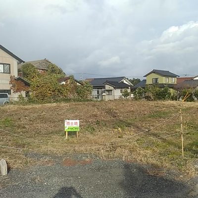 広々とした２区画の宅地（区画ごとの購入可能）